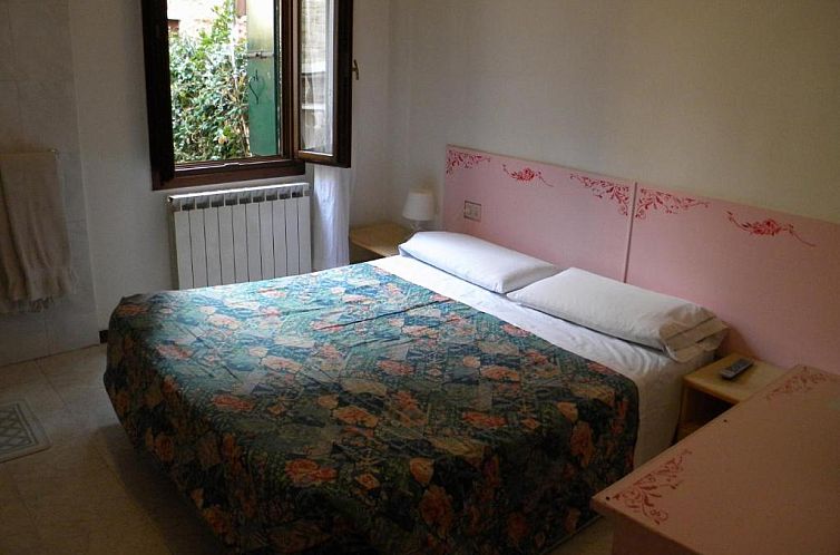Guest house 81098111 - Apartment Veneto / Venice - Hotel Adua