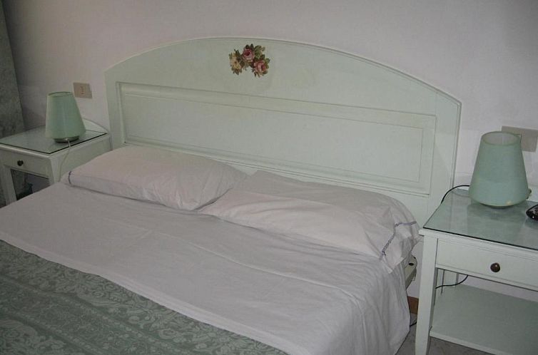 Hotel Adua