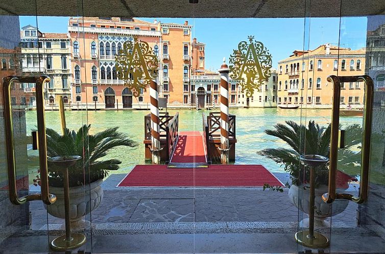 Sina Palazzo Sant'Angelo