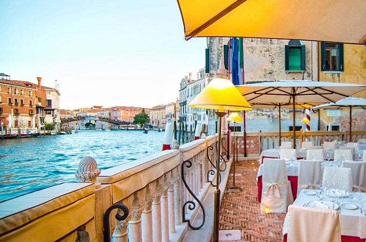 Hotel Palazzo Stern