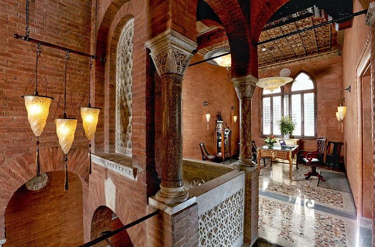 Hotel Palazzo Stern