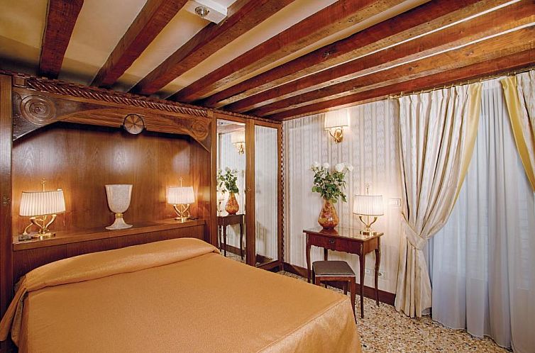 Hotel Palazzo Stern