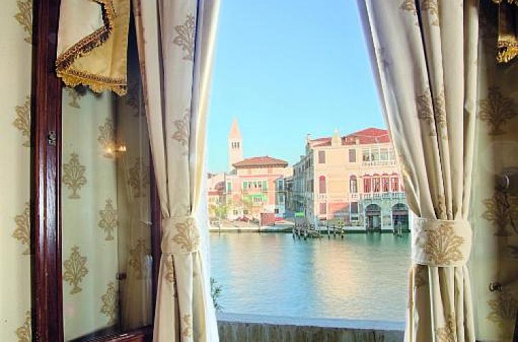 Hotel Palazzo Stern