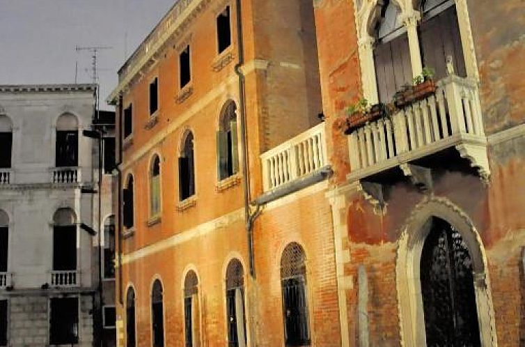 Casa Dei Pittori Venice Apartments