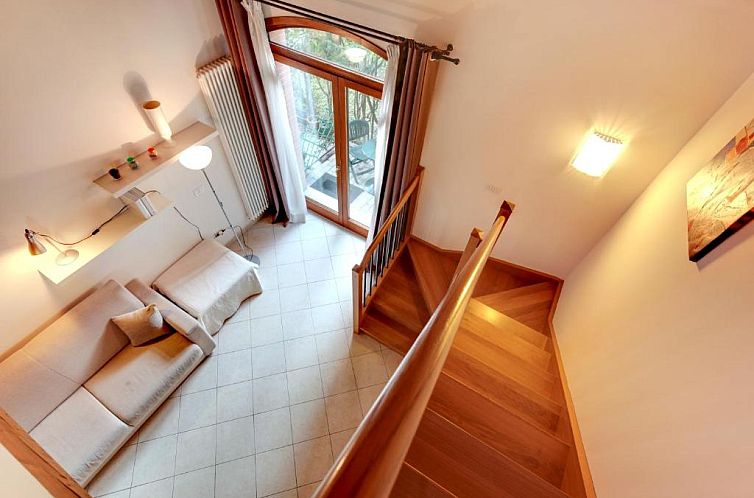 Lagoon Apartment