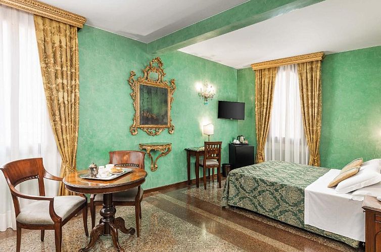 Hotel Marconi