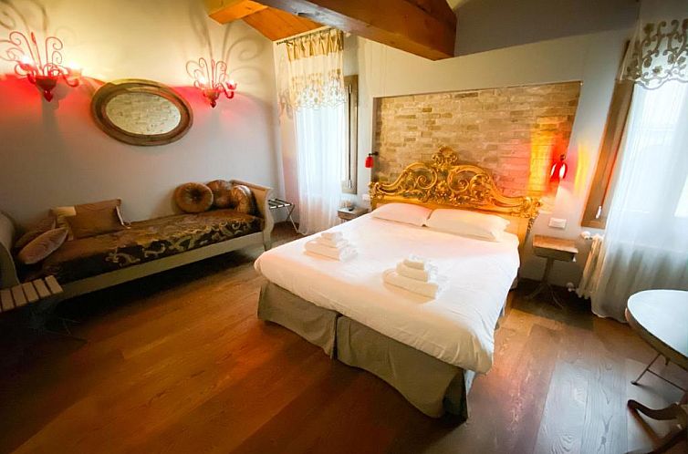 Rosso Charm B&B