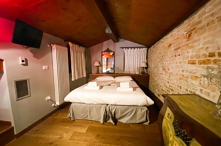 Rosso Charm B&B