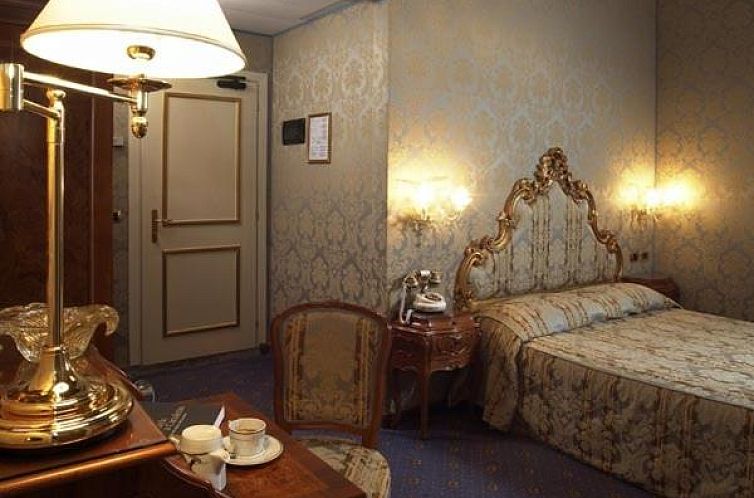 Al Ponte Antico