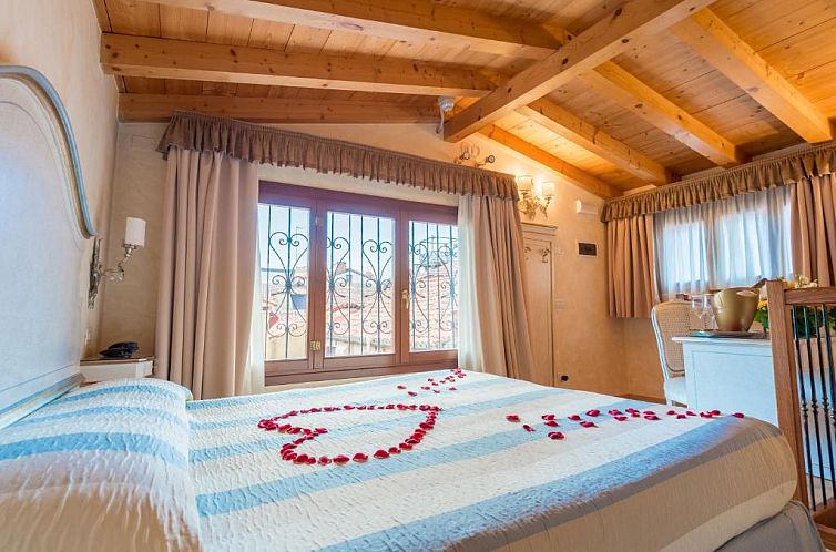 Hotel Mercurio