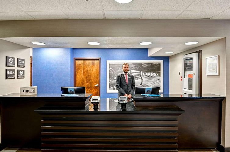 Hampton Inn State College