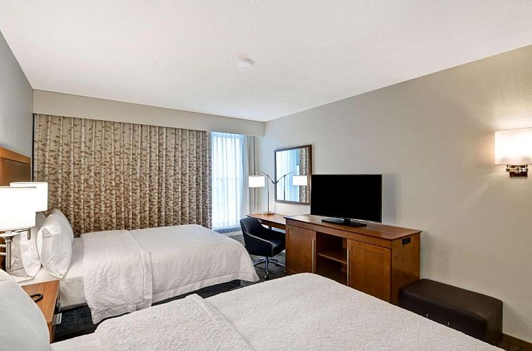 Hampton Inn State College