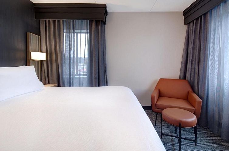 Courtyard by Marriott State College