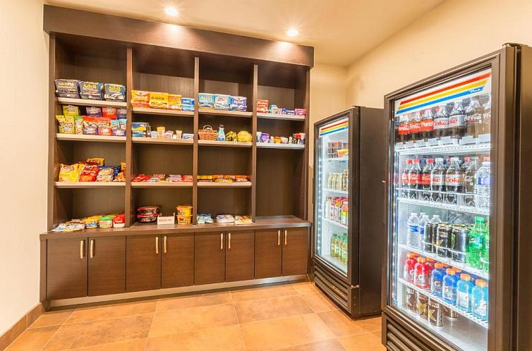 Holiday Inn Express Hotel & Suites Manteca, an IHG Hotel