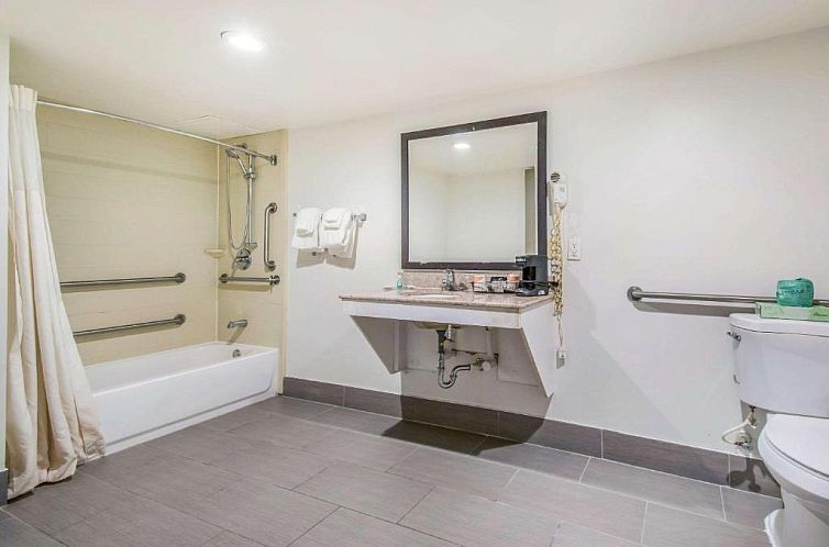 Quality Inn & Suites York