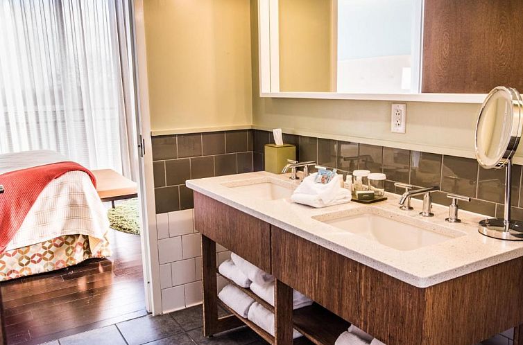 Hotel Indigo Athens - University Area, an IHG Hotel