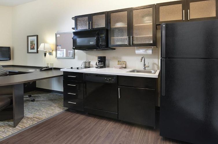 Candlewood Suites Odessa, an IHG Hotel