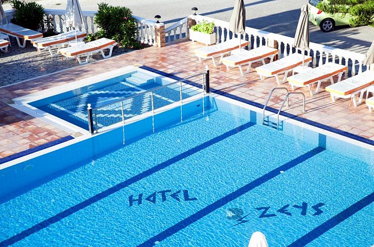 Zeus Hotel