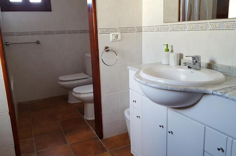 Exclusively located Golf Villa with heated pool