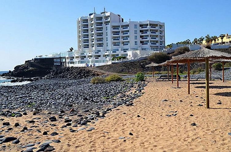 Exclusively located Golf Villa with heated pool