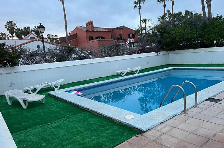 Exclusively located Golf Villa with heated pool