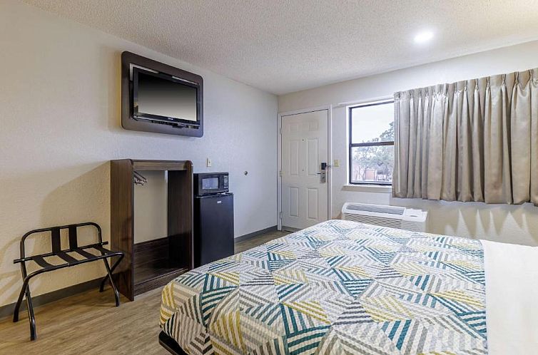 Motel 6-Boerne, TX