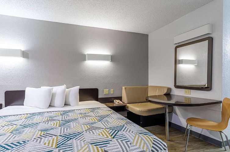 Motel 6-Boerne, TX