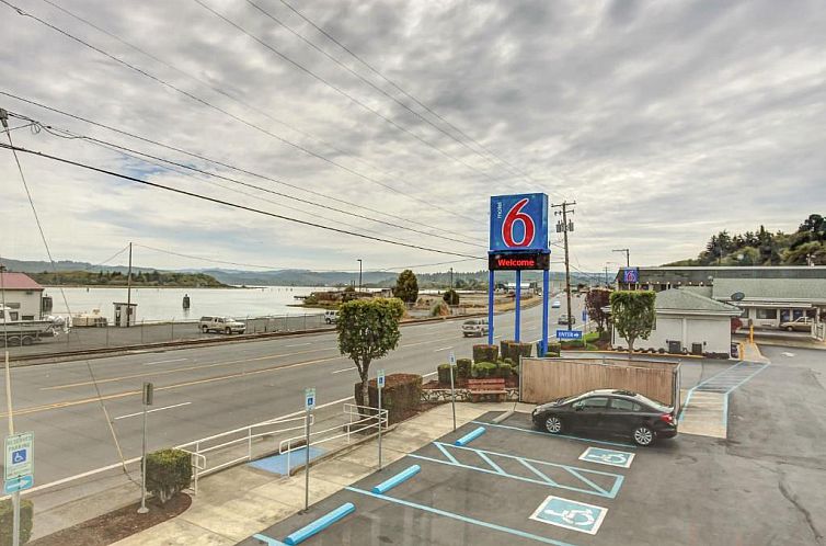 Motel 6-Coos Bay, OR