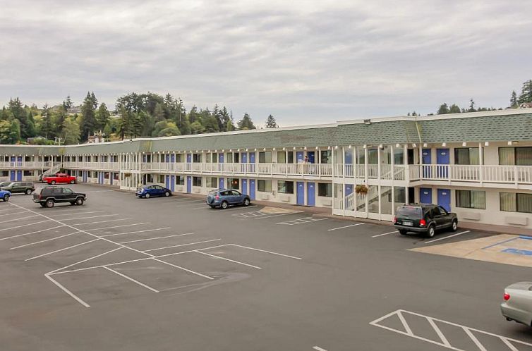 Motel 6-Coos Bay, OR