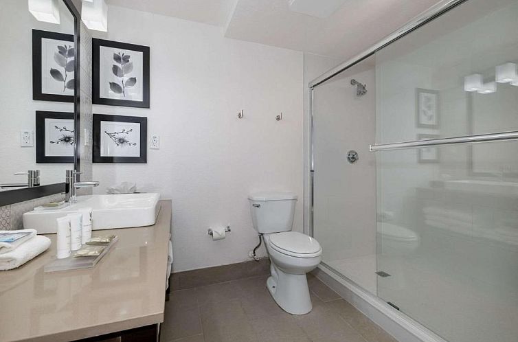 Country Inn & Suites by Radisson, Port Canaveral, FL
