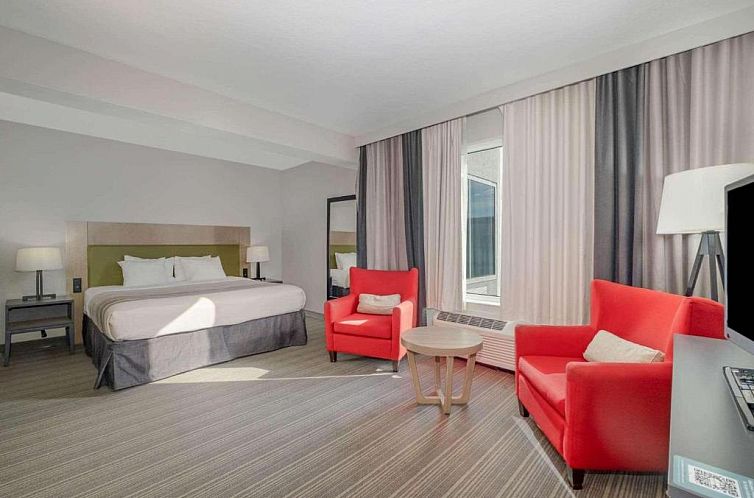 Country Inn & Suites by Radisson, Port Canaveral, FL