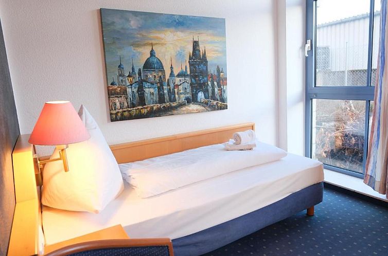 Stargaze Forum Hotel