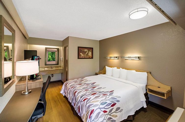 Red Roof Inn Asheville West