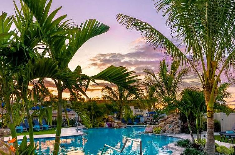 Tropical Beach Resorts - Sarasota