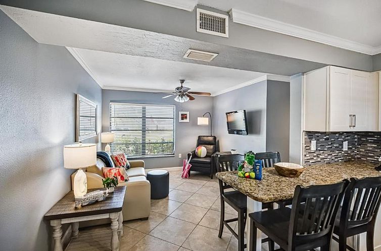 Tropical Beach Resorts - Sarasota