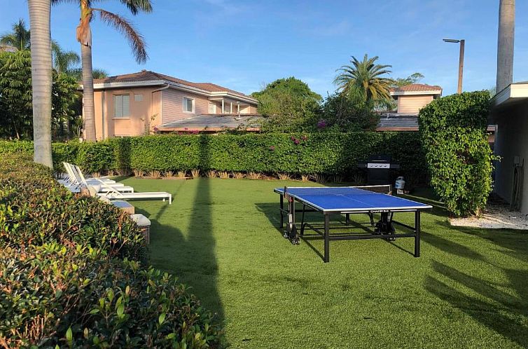 Captiva Beach Resort (open private beach access)