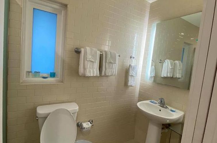 Captiva Beach Resort (open private beach access)
