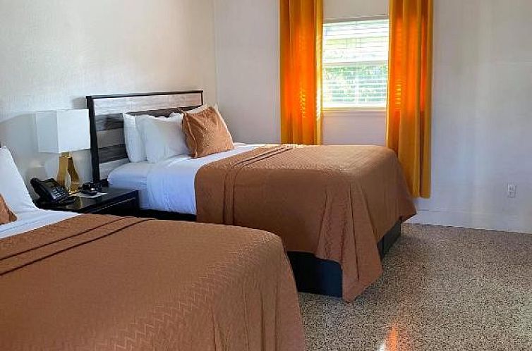 Captiva Beach Resort (open private beach access)