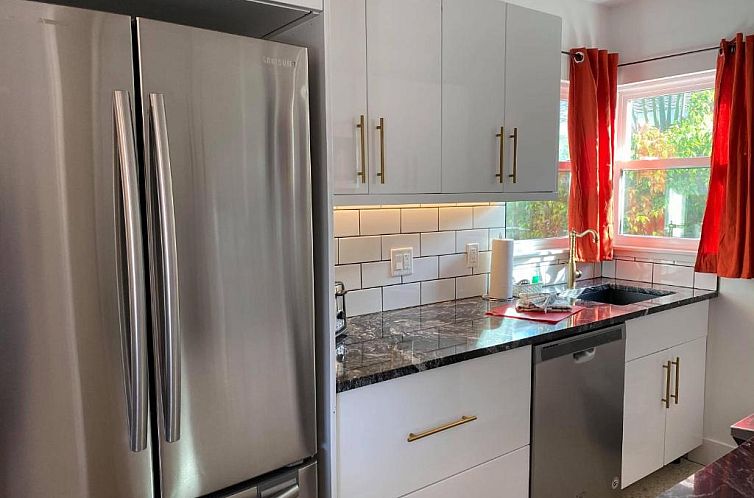 Captiva Beach Resort (open private beach access)