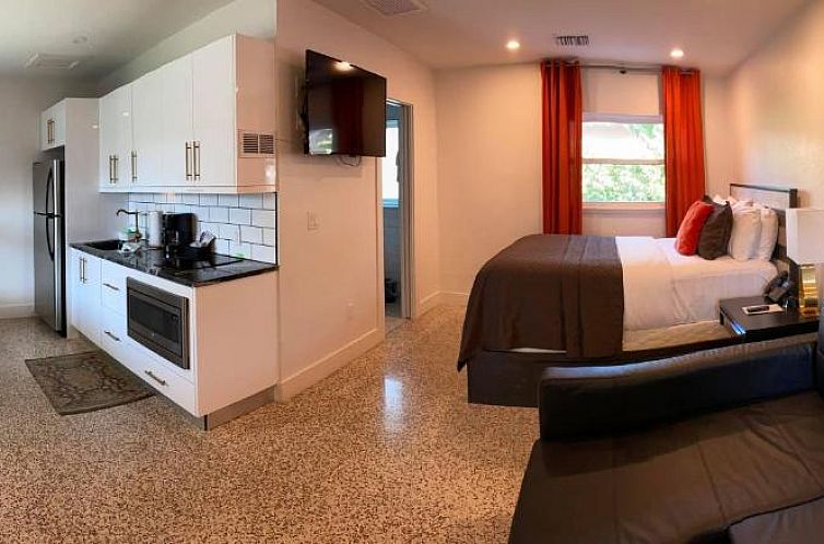 Captiva Beach Resort (open private beach access)