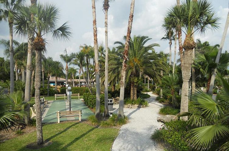 The Capri at Siesta