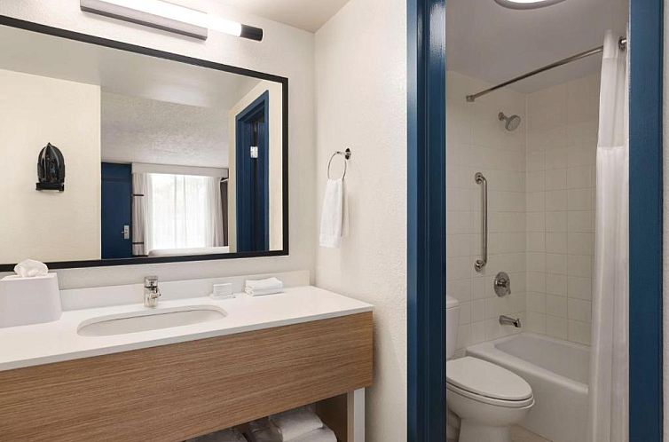 Best Western Plus Siesta Key Gateway