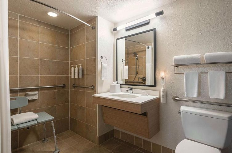 Best Western Plus Siesta Key Gateway