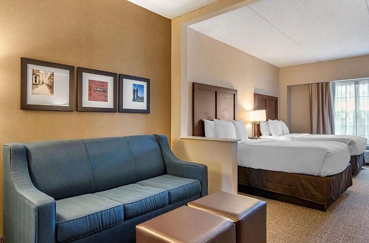 Comfort Suites Downtown Carlisle