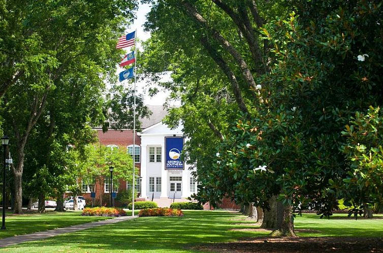 Holiday Inn Statesboro-University Area, an IHG Hotel