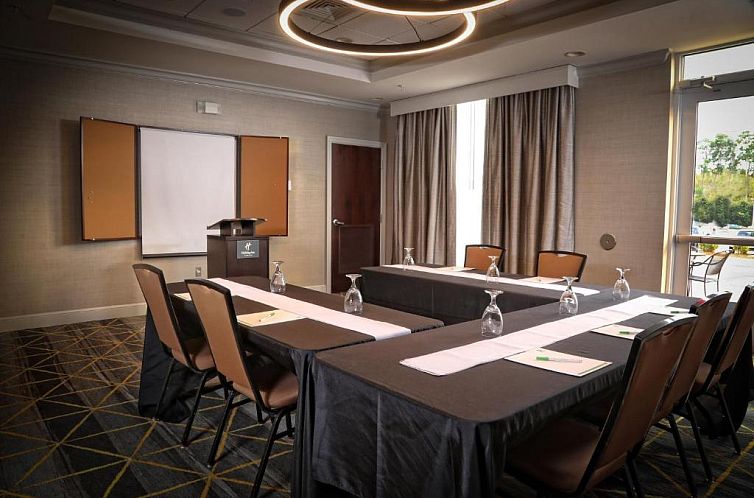 Holiday Inn Statesboro-University Area, an IHG Hotel