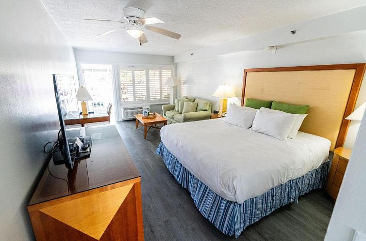 Pirate's Cove Resort and Marina - Stuart