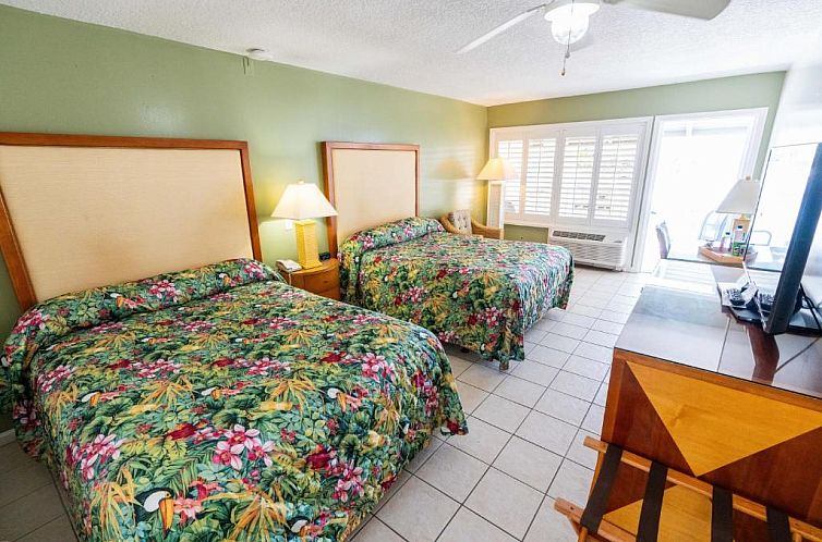 Pirate's Cove Resort and Marina - Stuart