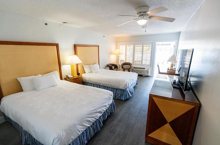 Pirate's Cove Resort and Marina - Stuart