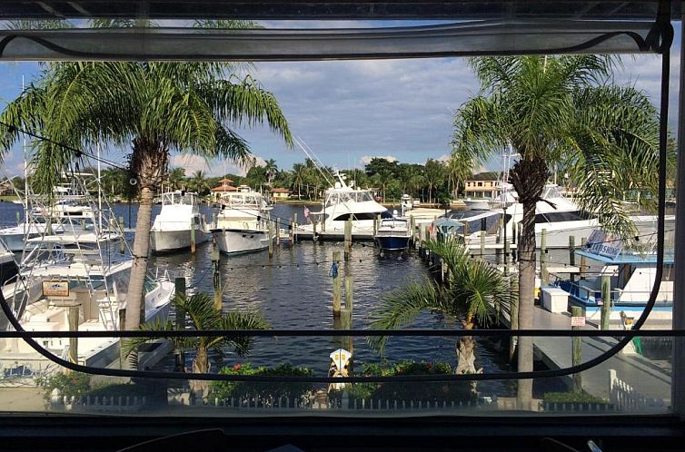 Pirate's Cove Resort and Marina - Stuart